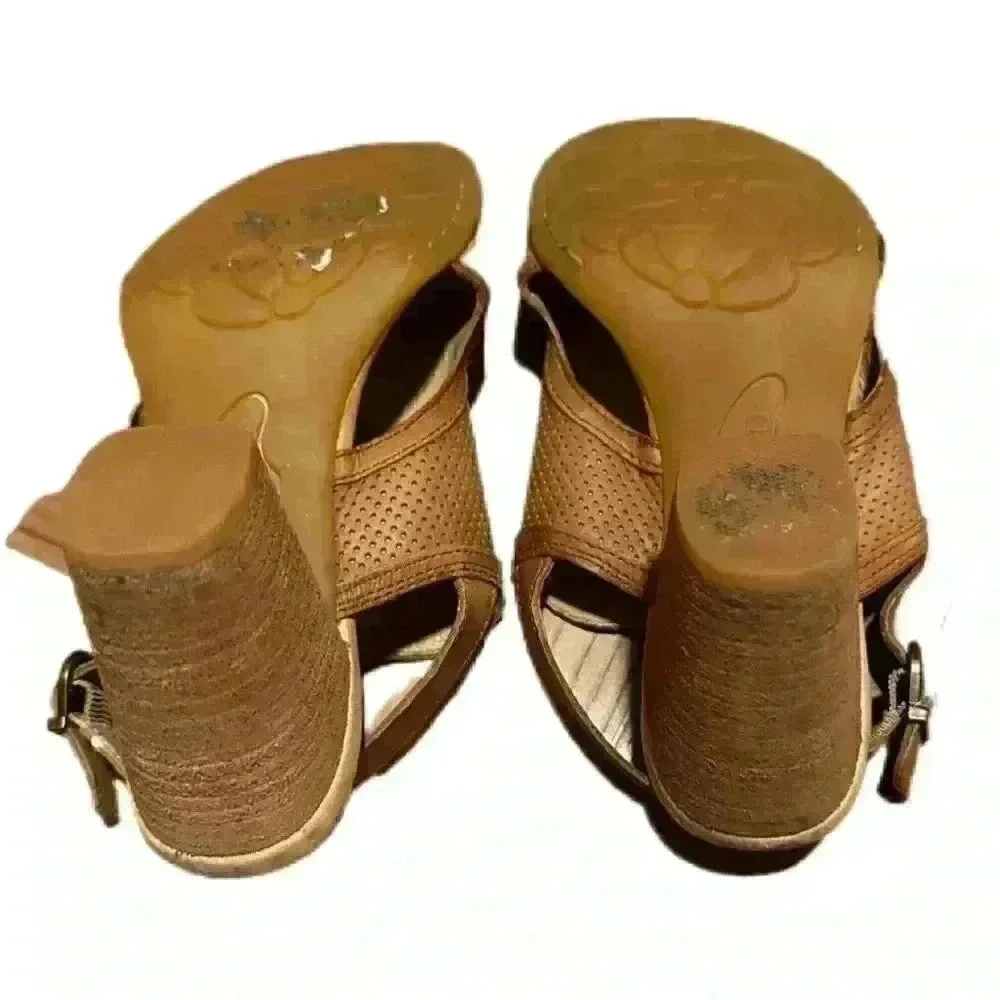 Born Women’s Shoes 7 M Sutra Perf Brown Heel
